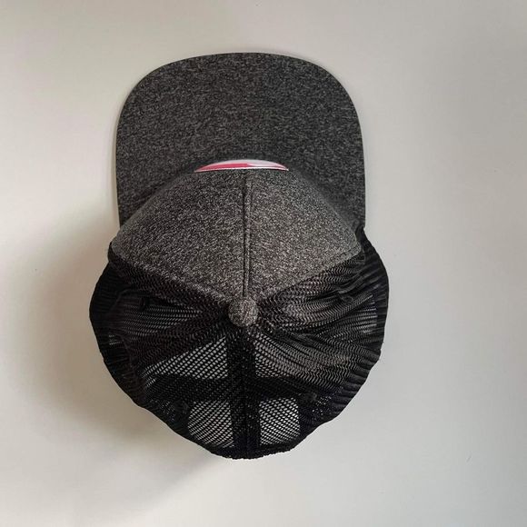 Pokemon Pokeball Emblem Trucker Snapback Kids Hat - Picture 3 of 12